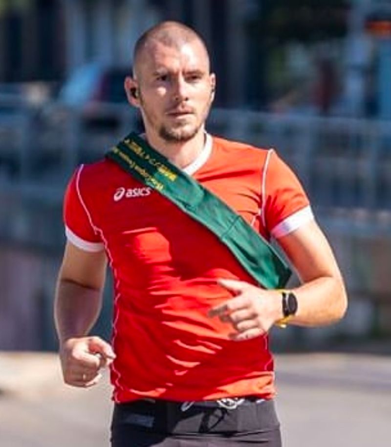 Евгений Цветов