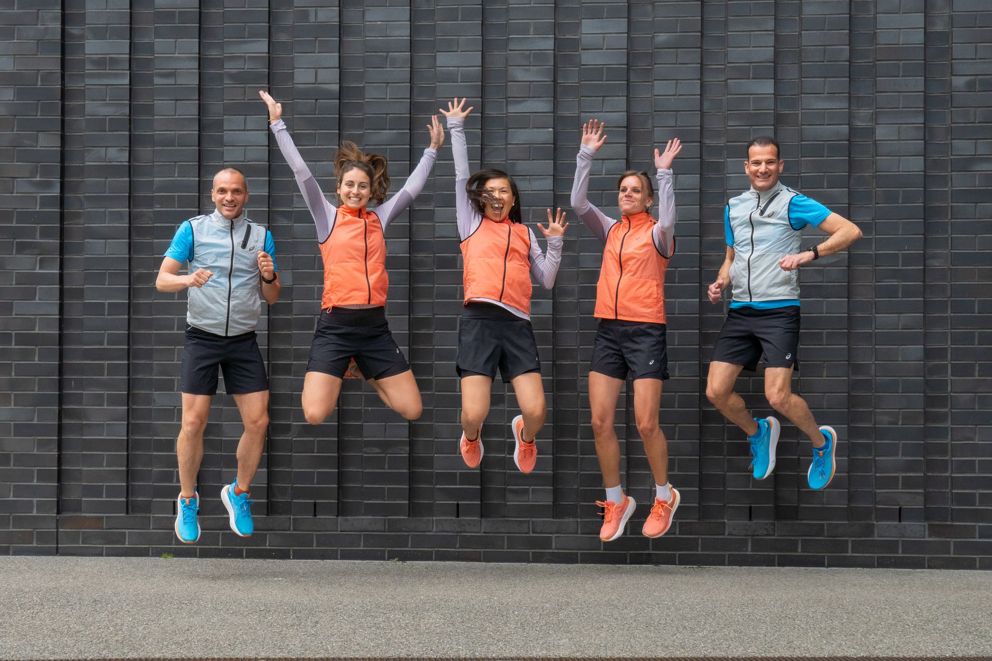 Das Schweizer ASICS FrontRunner Team wachst